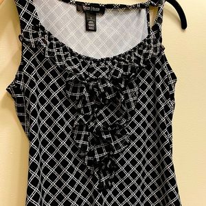 WHBM detailed sleeveless blouse w ruffle details